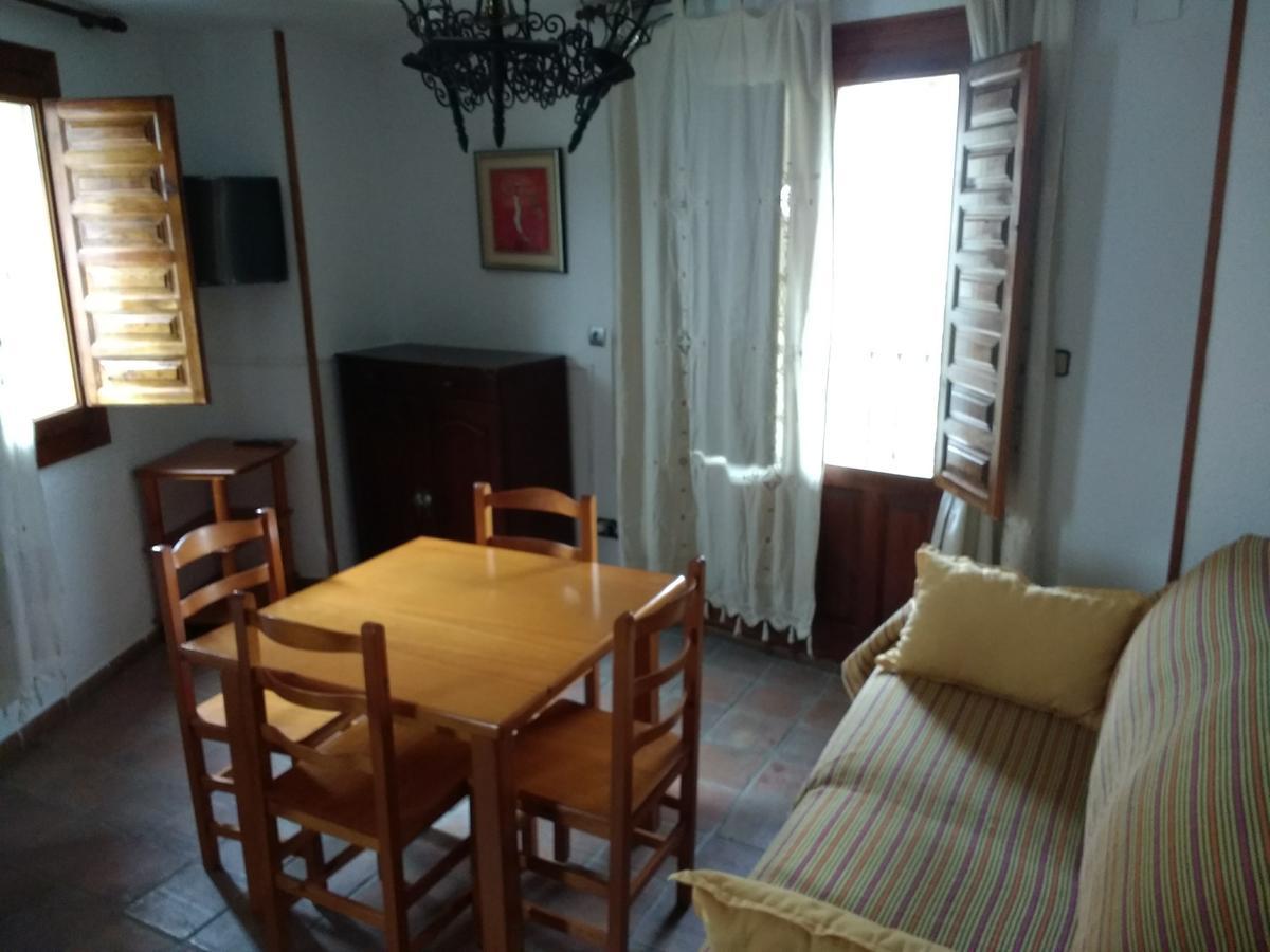 Apartamentos Asador De La Plaza Vieja Казорла Екстериор снимка